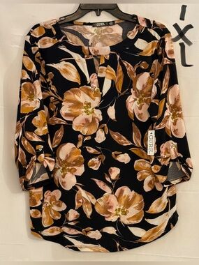 CURE Floral V-Neck 3/4 Sleeve Blouse in Black with Blush and Tan Flowers